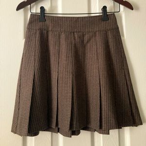 A&F PLEATED PLAID SKIRT